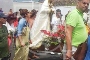 Procesión terrestre-marítimo de la Virgen del Carmen por la bahía de Melenara (Foto TA)